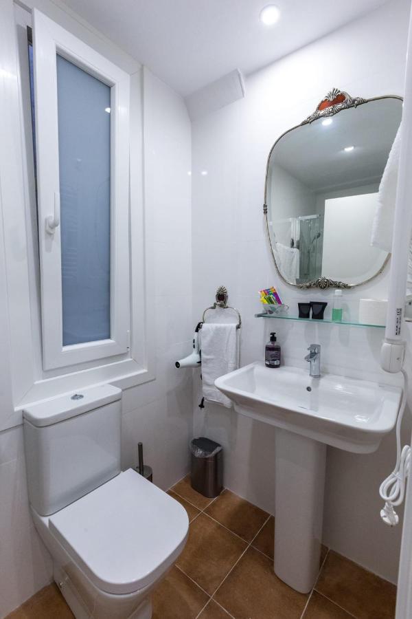 Espacioso Apartamento A Estrenar!! Casco Viejo Bilbao Exteriör bild